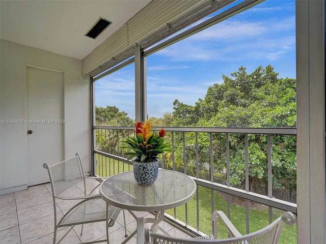 1100 Hillcrest Ct # 309, Hollywood FL 33021