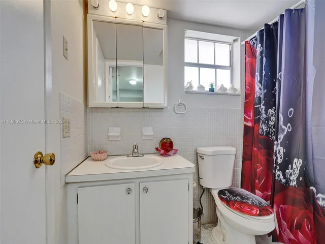 1100 Hillcrest Ct # 309, Hollywood FL 33021