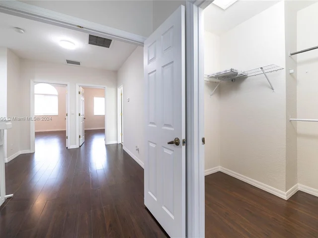 5327 SW 40th Ave, Dania Beach FL 33314