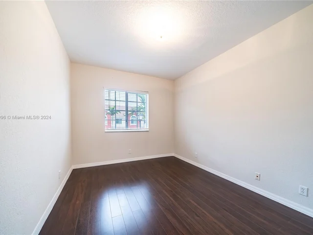 5327 SW 40th Ave, Dania Beach FL 33314