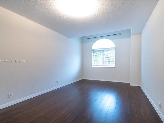 5327 SW 40th Ave, Dania Beach FL 33314