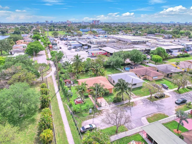 8259 NW 12th Ct, Miami FL 33147