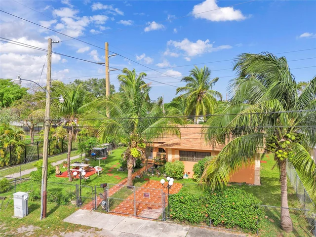 8259 NW 12th Ct, Miami FL 33147