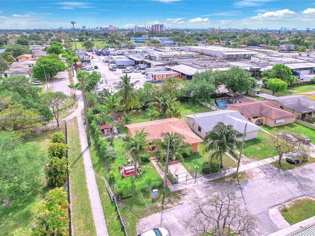 8259 NW 12th Ct, Miami FL 33147