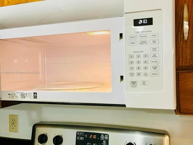 2107 W Discovery Cir W # 2107, Deerfield Beach FL 33442