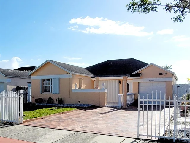 20249 NW 32nd Ave # 20249, Miami Gardens FL 33056