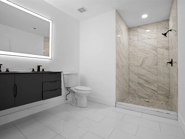 17020 SW 274th St, Homestead FL 33031