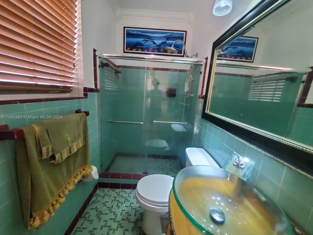 2849 Dewey St, Hollywood FL 33020