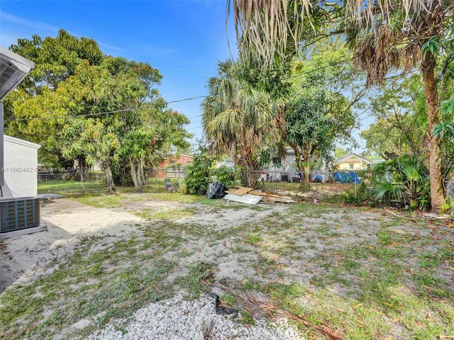 2319 NW 12th Ct, Fort Lauderdale FL 33311