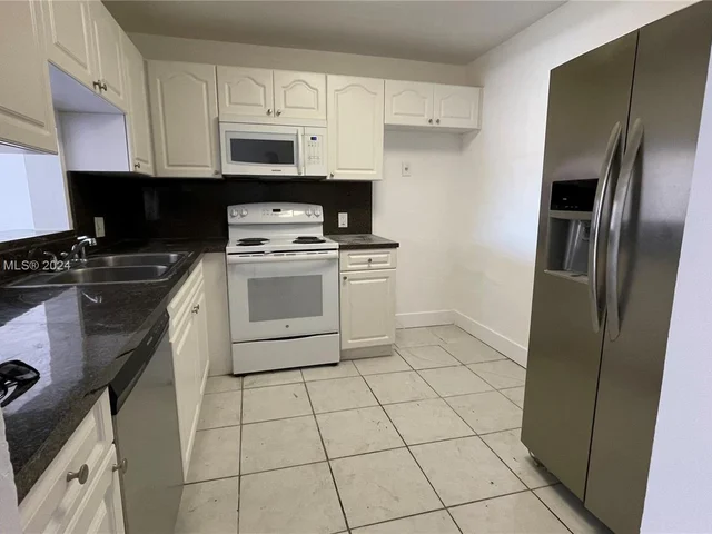 11925 NE 2nd Ave # B205, North Miami FL 33161