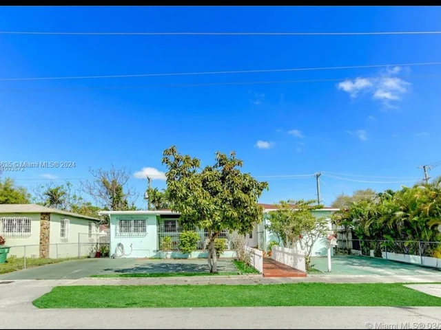 5911 SW 6th St # 1, Miami FL 33144