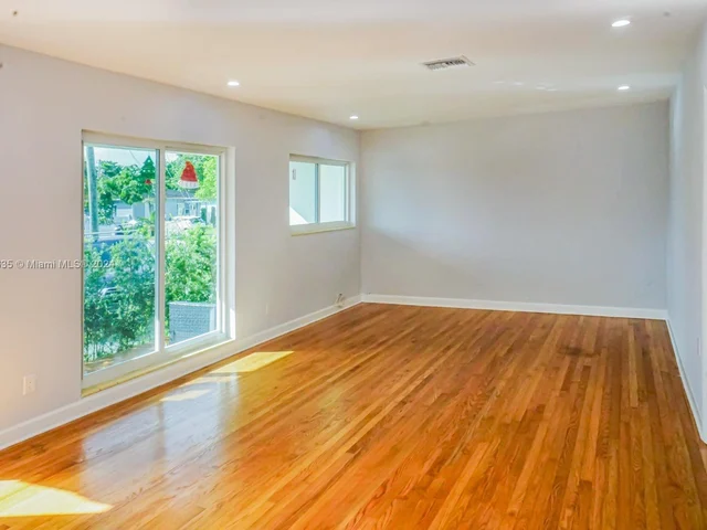 5911 SW 6th St # 1, Miami FL 33144