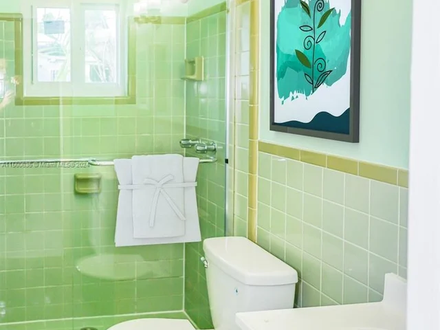 5911 SW 6th St # 1, Miami FL 33144