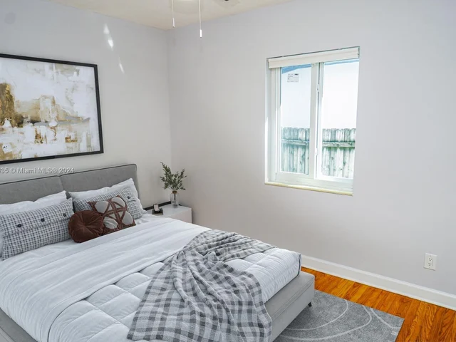 5911 SW 6th St # 1, Miami FL 33144