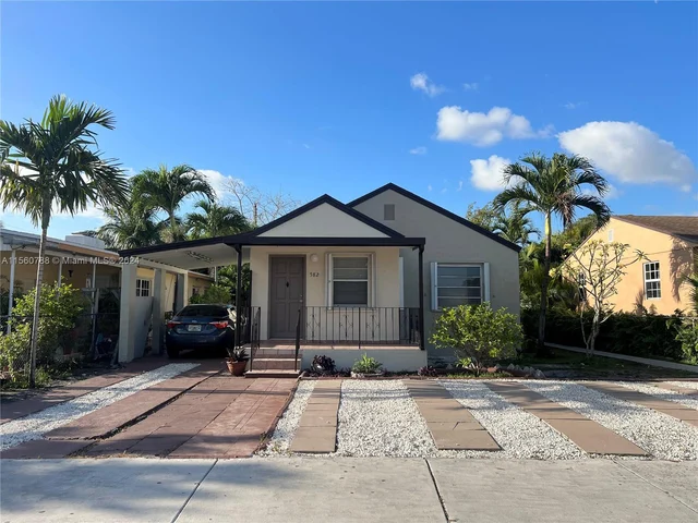 582 E 18th St # B, Hialeah FL 33013