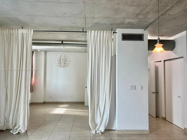 690 SW 1st Ct # 1026, Miami FL 33130