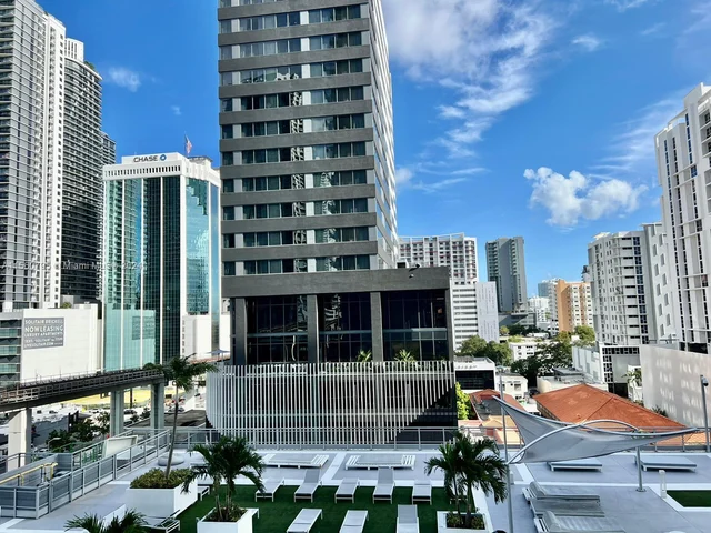 690 SW 1st Ct # 1026, Miami FL 33130