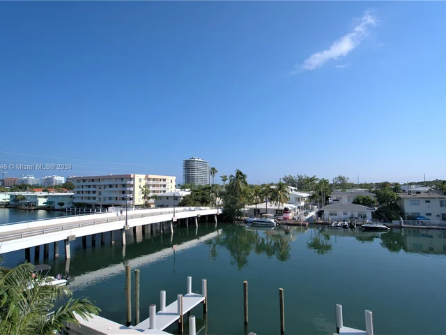 8425 Crespi Blvd # 502, Miami Beach FL 33141