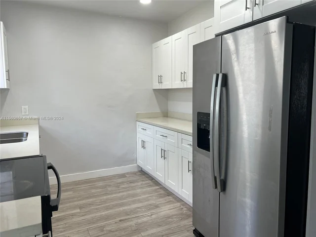 837 SW 26th St # 2, Fort Lauderdale FL 33315