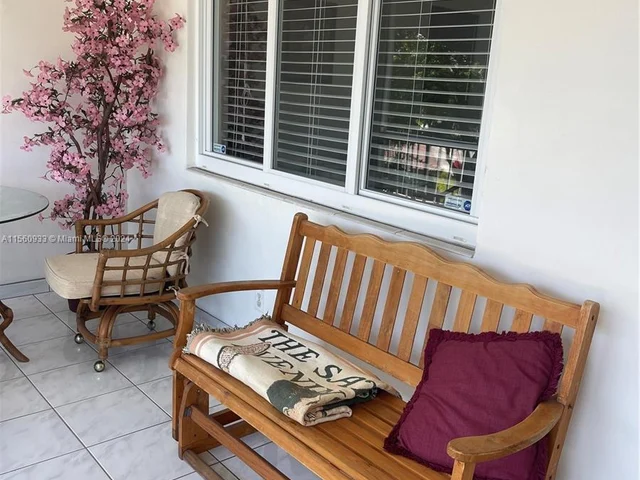 501 Blue Heron Dr # A, Hallandale Beach FL 33009