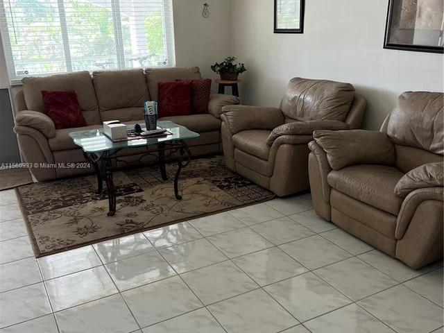 501 Blue Heron Dr # A, Hallandale Beach FL 33009