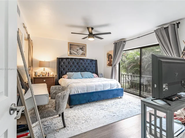 6010 S Falls Cir Dr # 319, Lauderhill FL 33319