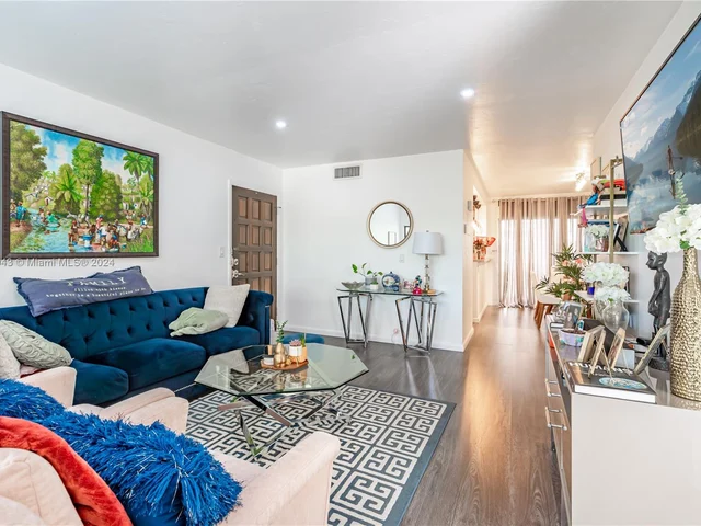 6010 S Falls Cir Dr # 319, Lauderhill FL 33319