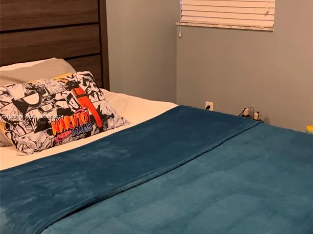 6241 SW 138th Ct, Miami FL 33183