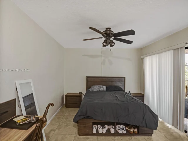 3470 Foxcroft Rd # 304, Miramar FL 33025