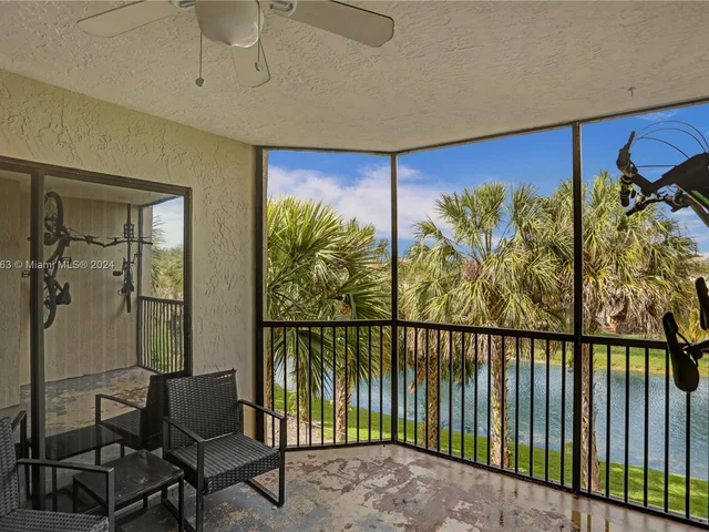 3470 Foxcroft Rd # 304, Miramar FL 33025