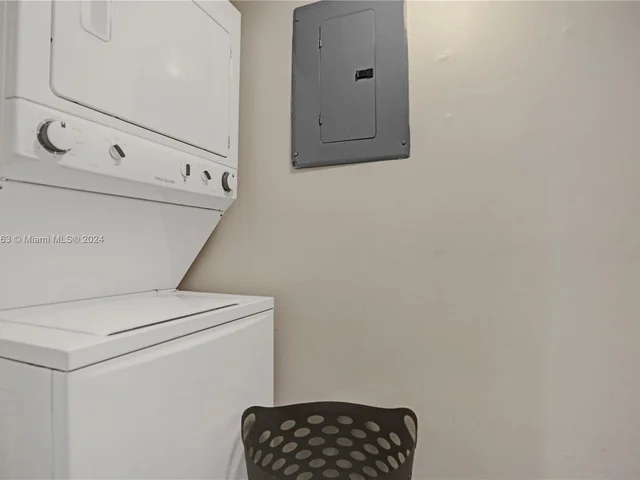 3470 Foxcroft Rd # 304, Miramar FL 33025