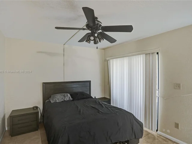 3470 Foxcroft Rd # 304, Miramar FL 33025