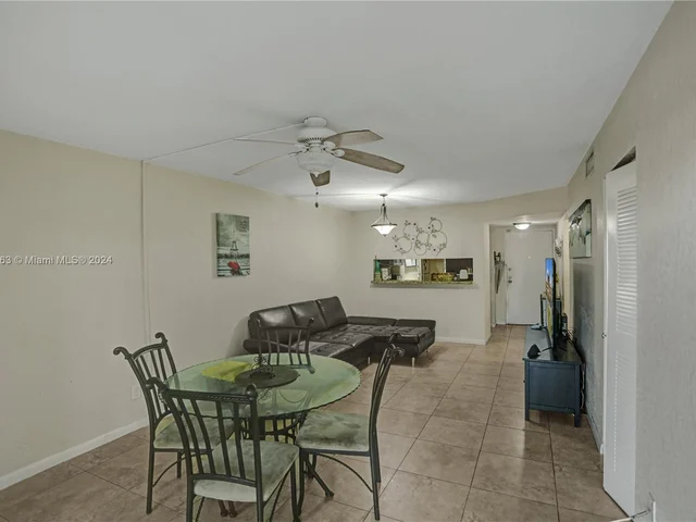 3470 Foxcroft Rd # 304, Miramar FL 33025