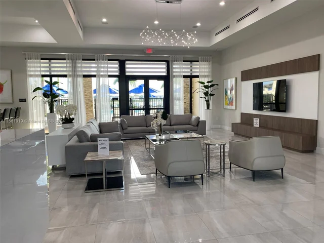 533 NE 206th Ln # 533, Miami FL 33179