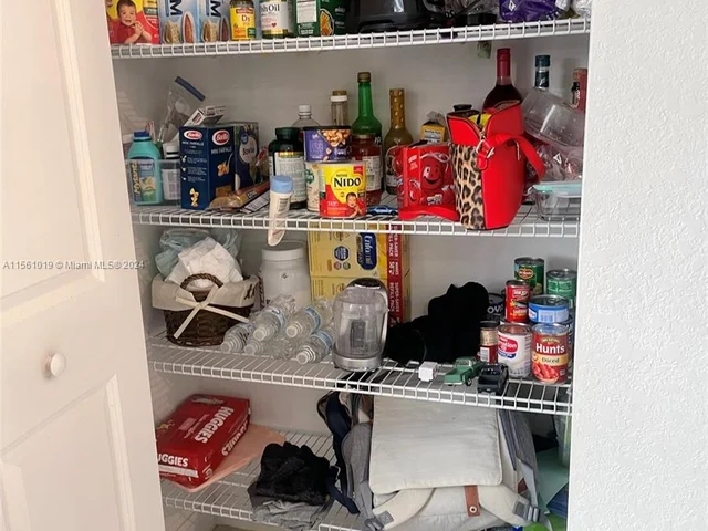 533 NE 206th Ln # 533, Miami FL 33179