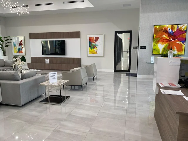 533 NE 206th Ln # 533, Miami FL 33179