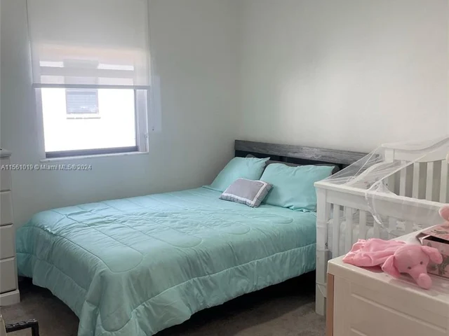 533 NE 206th Ln # 533, Miami FL 33179