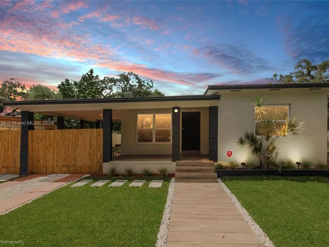 5530 NW 5th Ave, Miami FL 33127