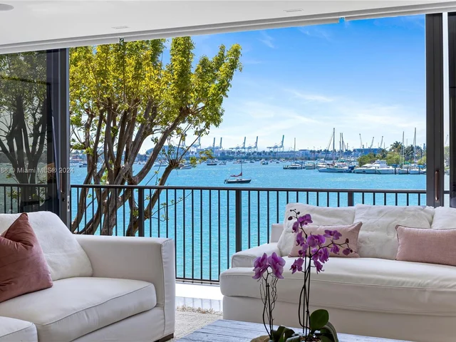 1000 Venetian Way # 101, Miami FL 33139