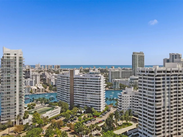 3 Island Ave PH 15D, Miami Beach FL 33139