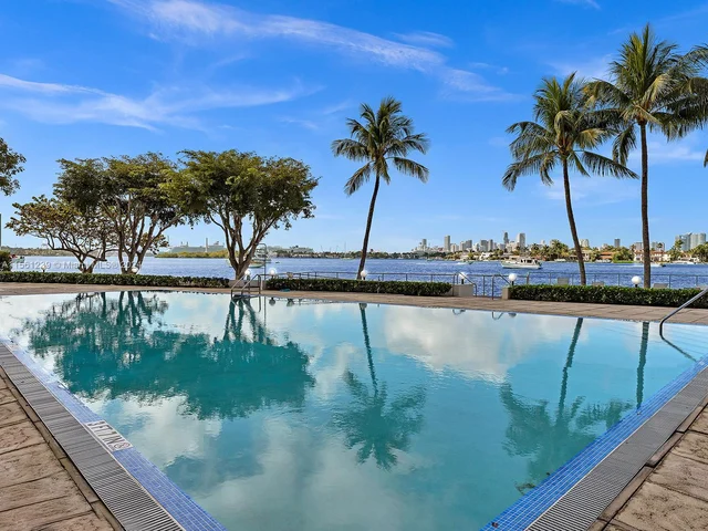 3 Island Ave PH 15D, Miami Beach FL 33139