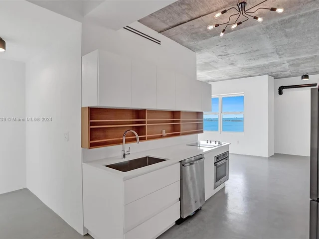 3 Island Ave PH 15D, Miami Beach FL 33139