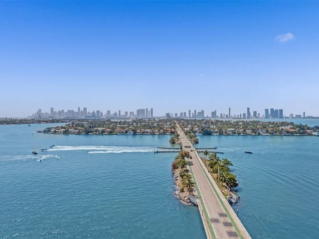 3 Island Ave PH 15D, Miami Beach FL 33139