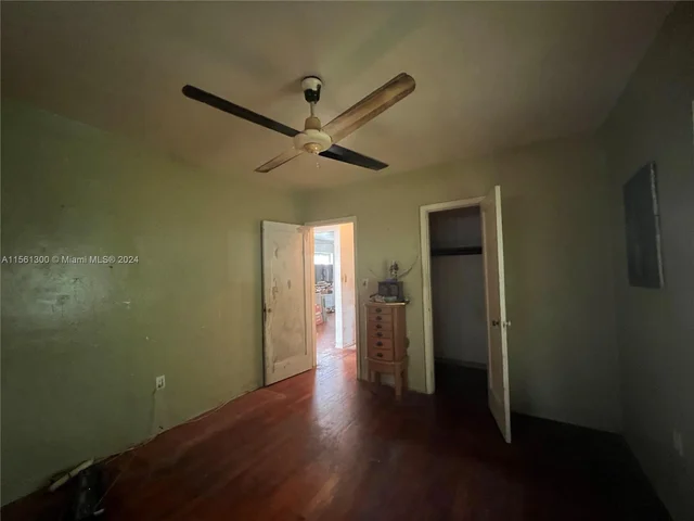 151 NW 146th St, Miami FL 33168