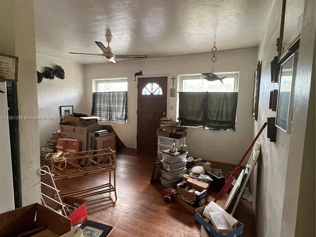 151 NW 146th St, Miami FL 33168