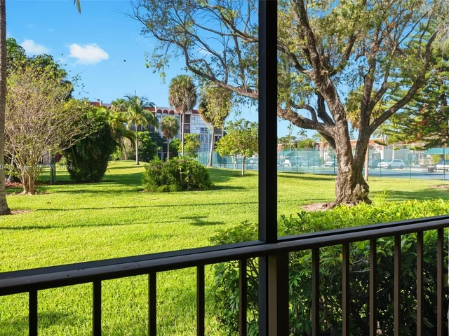 2001 Atlantic Shores Blvd # 110, Hallandale Beach FL 33009