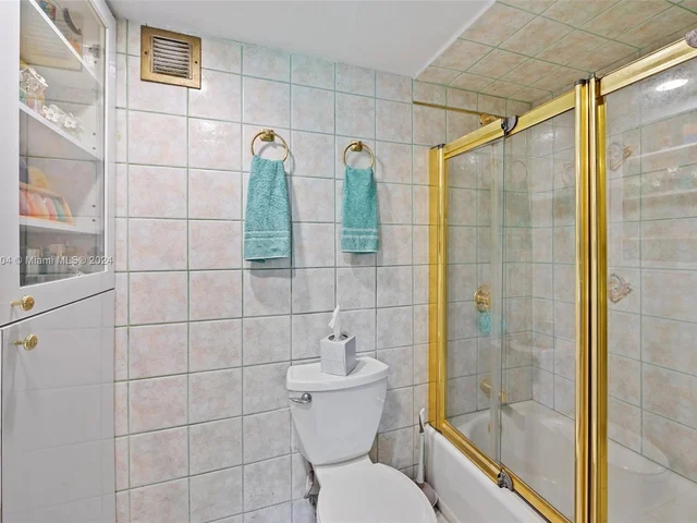 2001 Atlantic Shores Blvd # 110, Hallandale Beach FL 33009