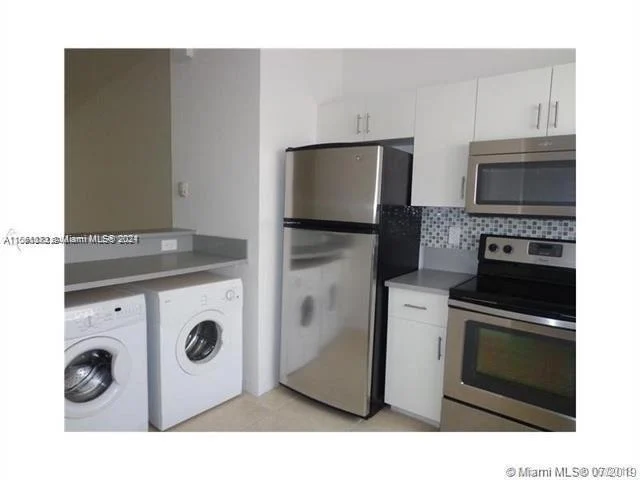 3818 SW 48th Ave # 3818, Pembroke Park FL 33023