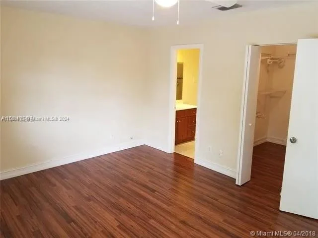 10395 NW 3rd St, Pembroke Pines FL 33026