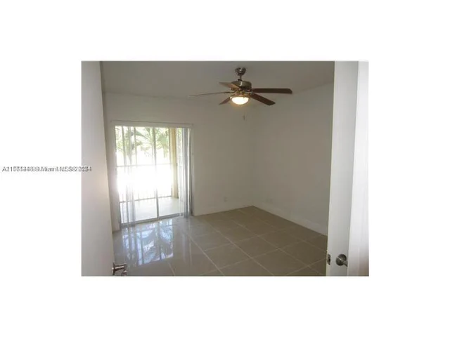 5760 Rock Island Rd # 322, Tamarac FL 33319